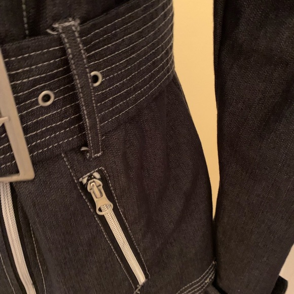 Robert Louis Wide Lapel Jean Jacket with Belt and contrasting trim - Picture 3 of 12